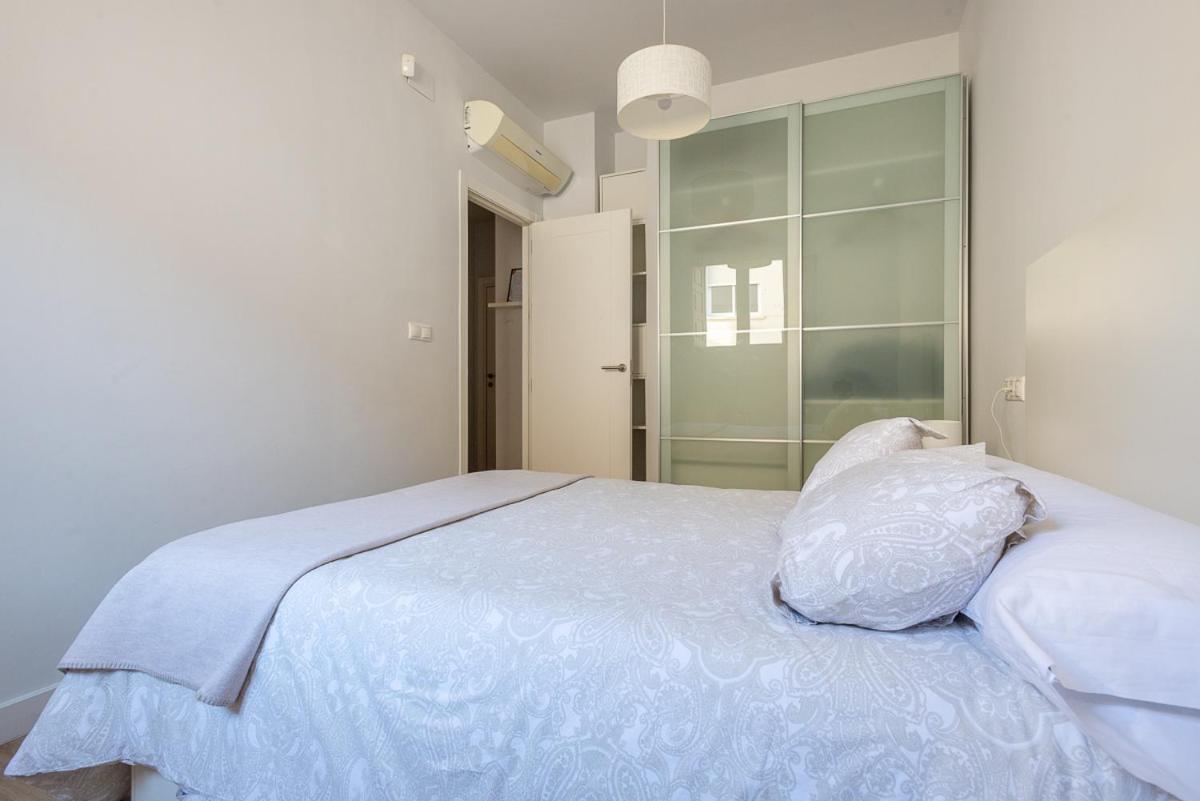 Puerta Real Centro Apartment Granada Eksteriør bilde